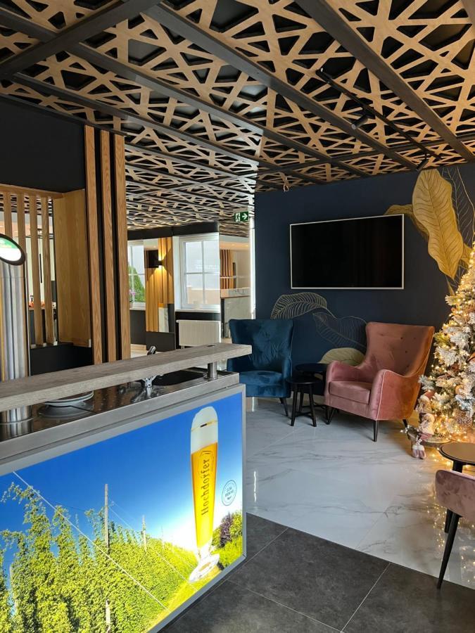Hotel Reutlinger Hof Ройтлінген Екстер'єр фото